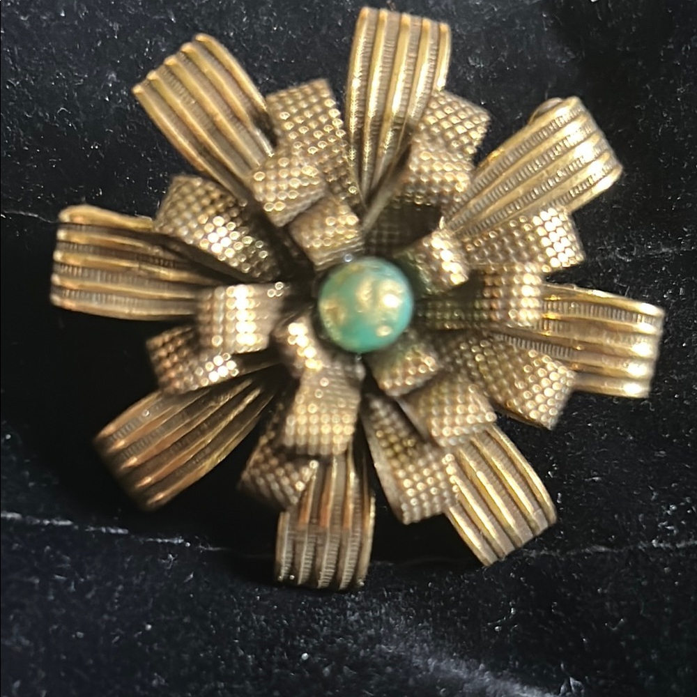 Elegant Gold Flower Brooch/ Scarf Clip with Turquoise Accent